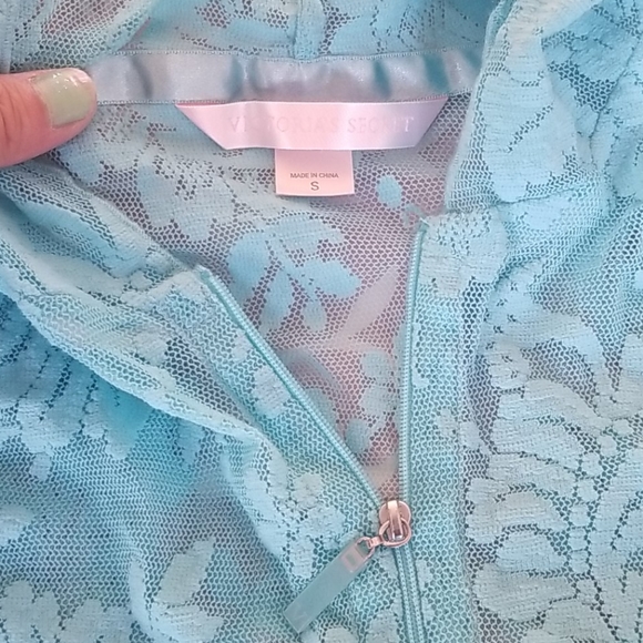 Victoria's secret lace jacket - Picture 4 of 4